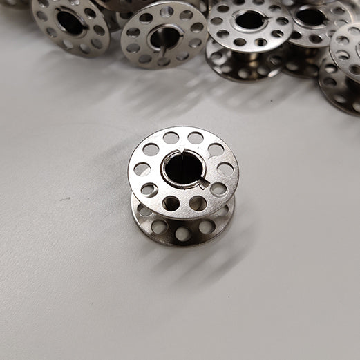 Metal Bobbins – Thread Space